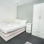 Compact & Cosy Central Coventry Budget Studio