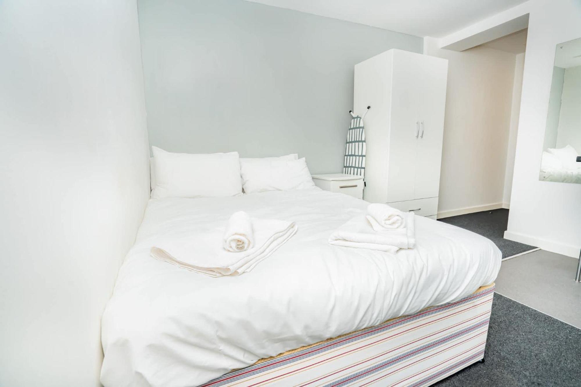 Apartment Compact & Cosy Budget Coventry