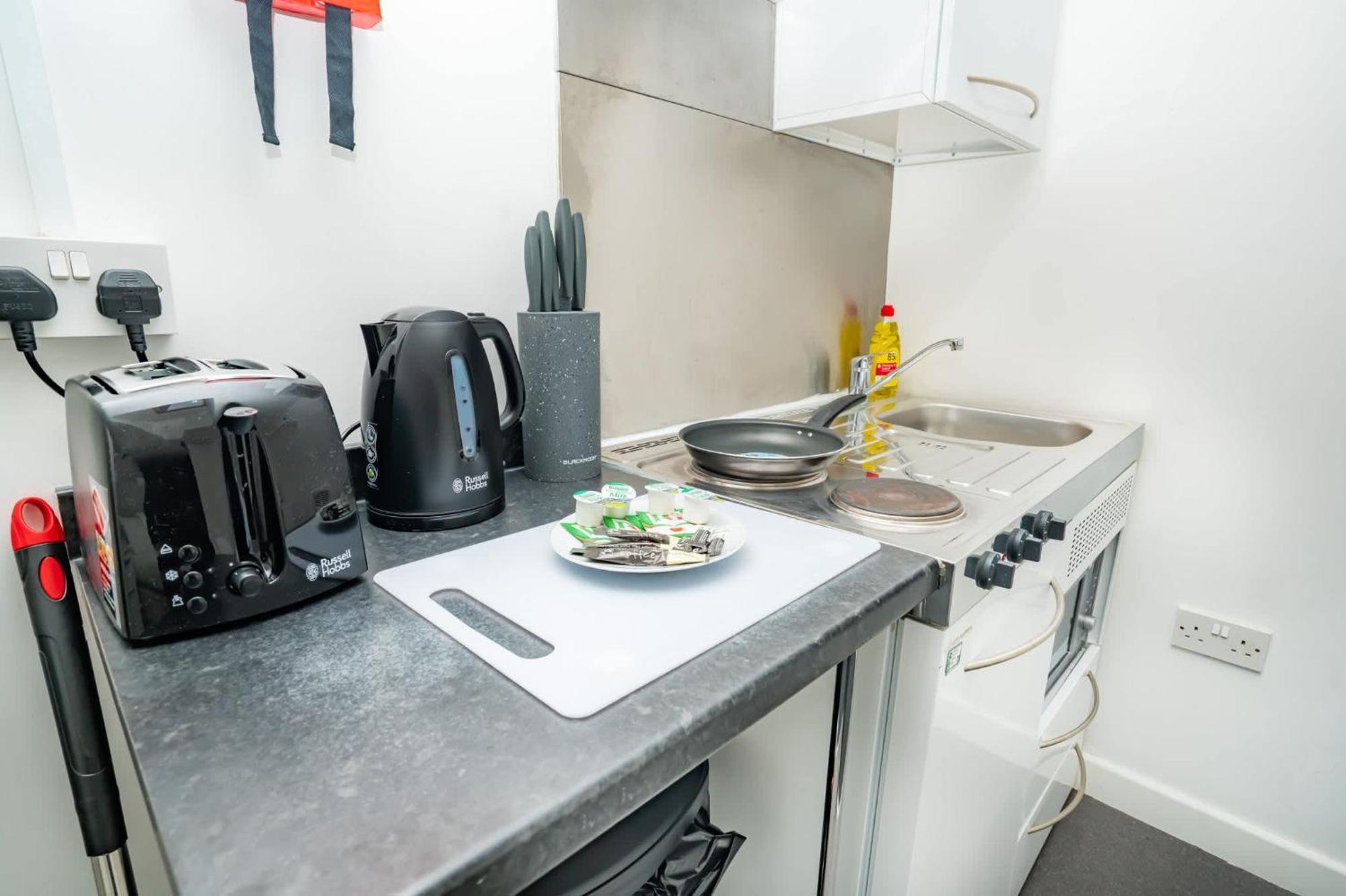 Apartment Compact & Cosy Budget Coventry