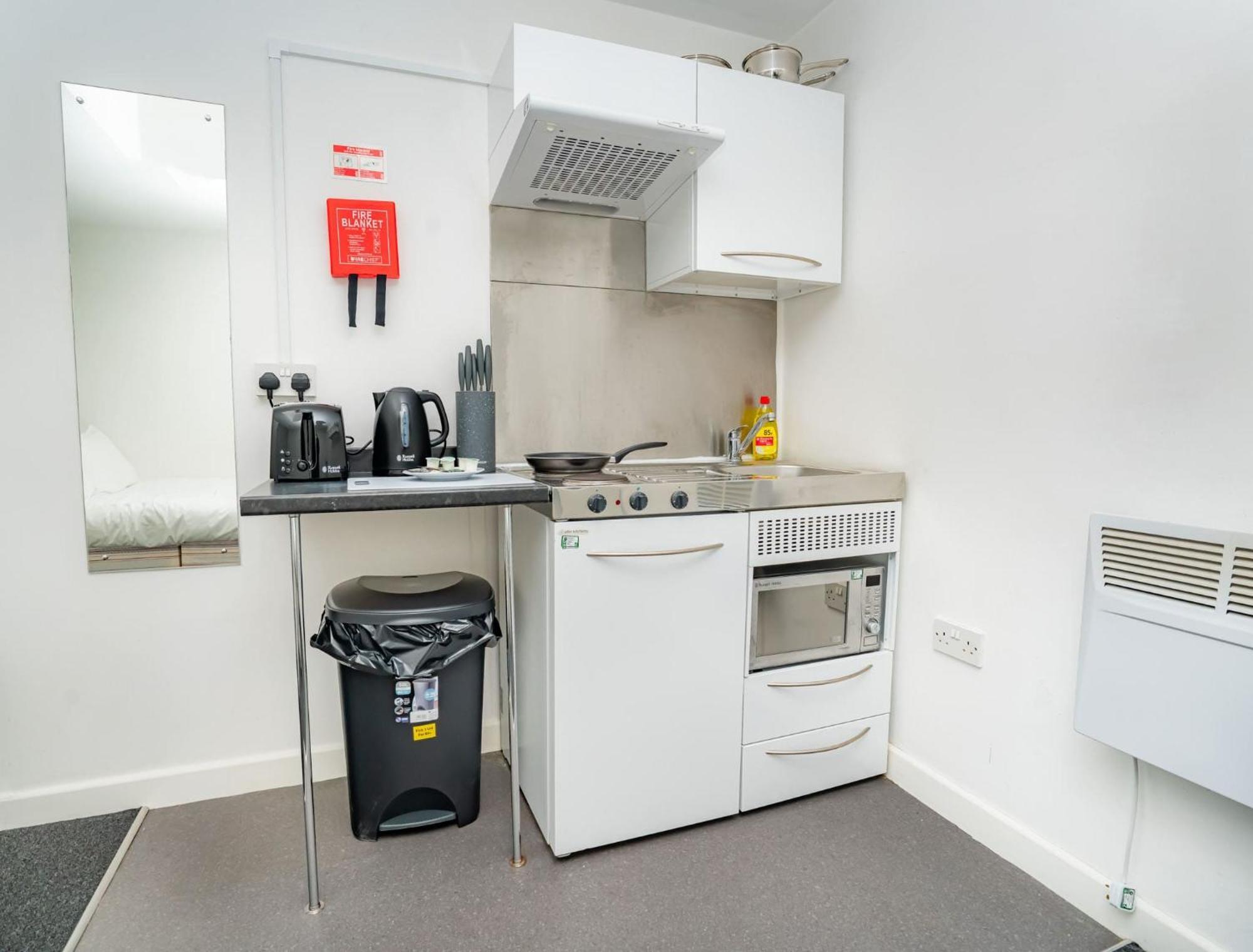 Compact & Cosy Budget *