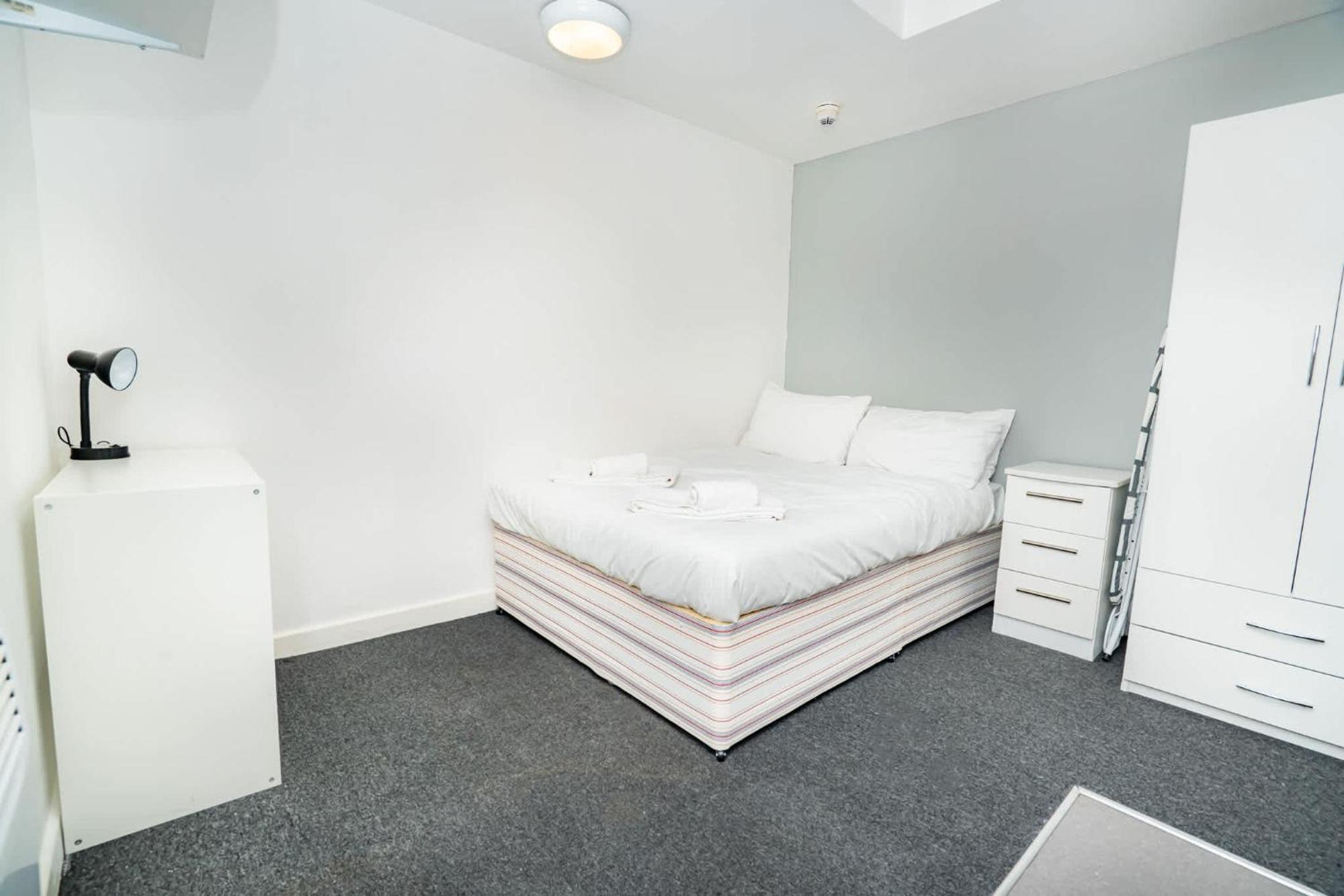 Compact & Cosy Budget * Coventry
